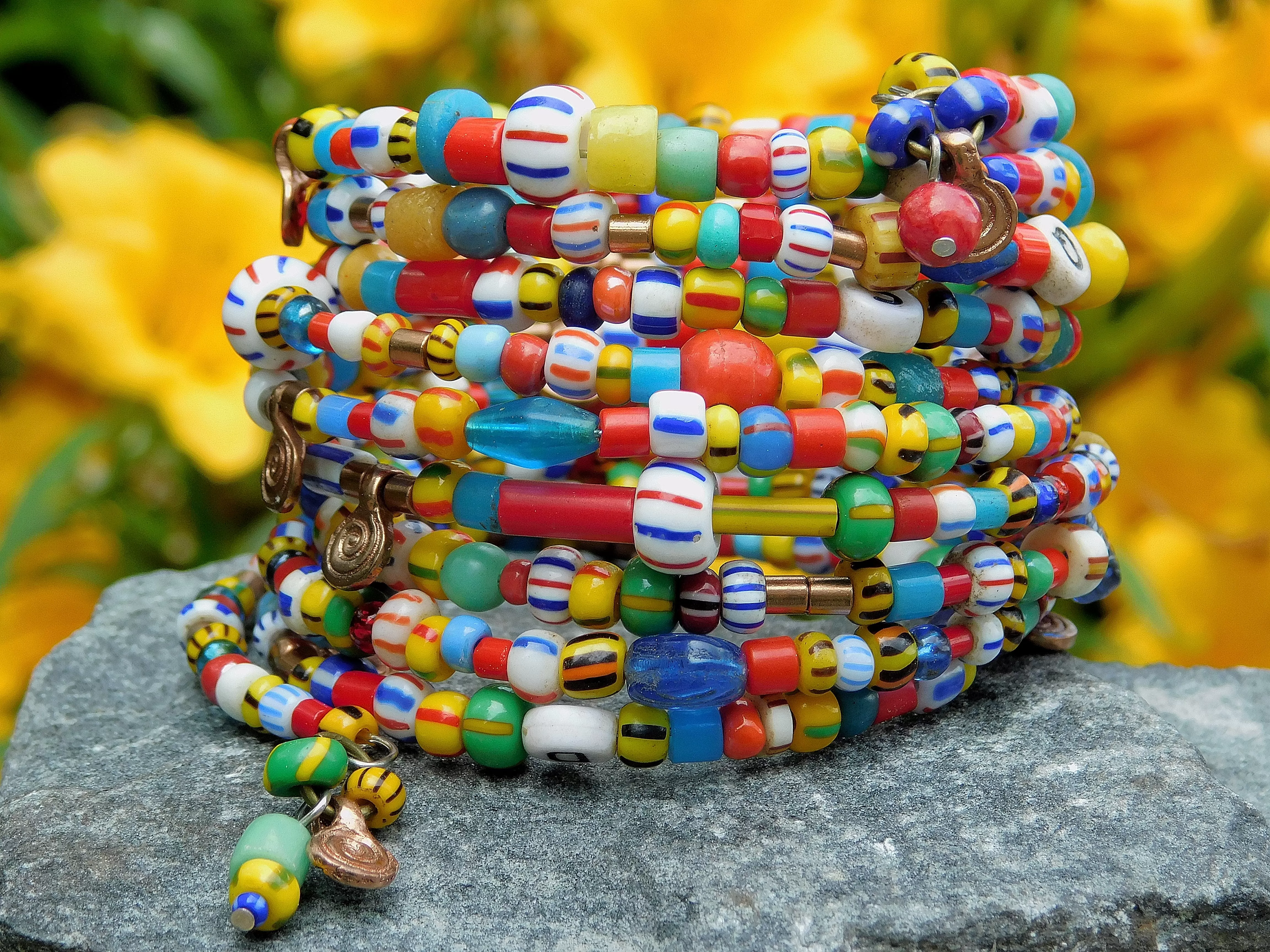 African Christmas Beads Bangle with Mini Baule Charms