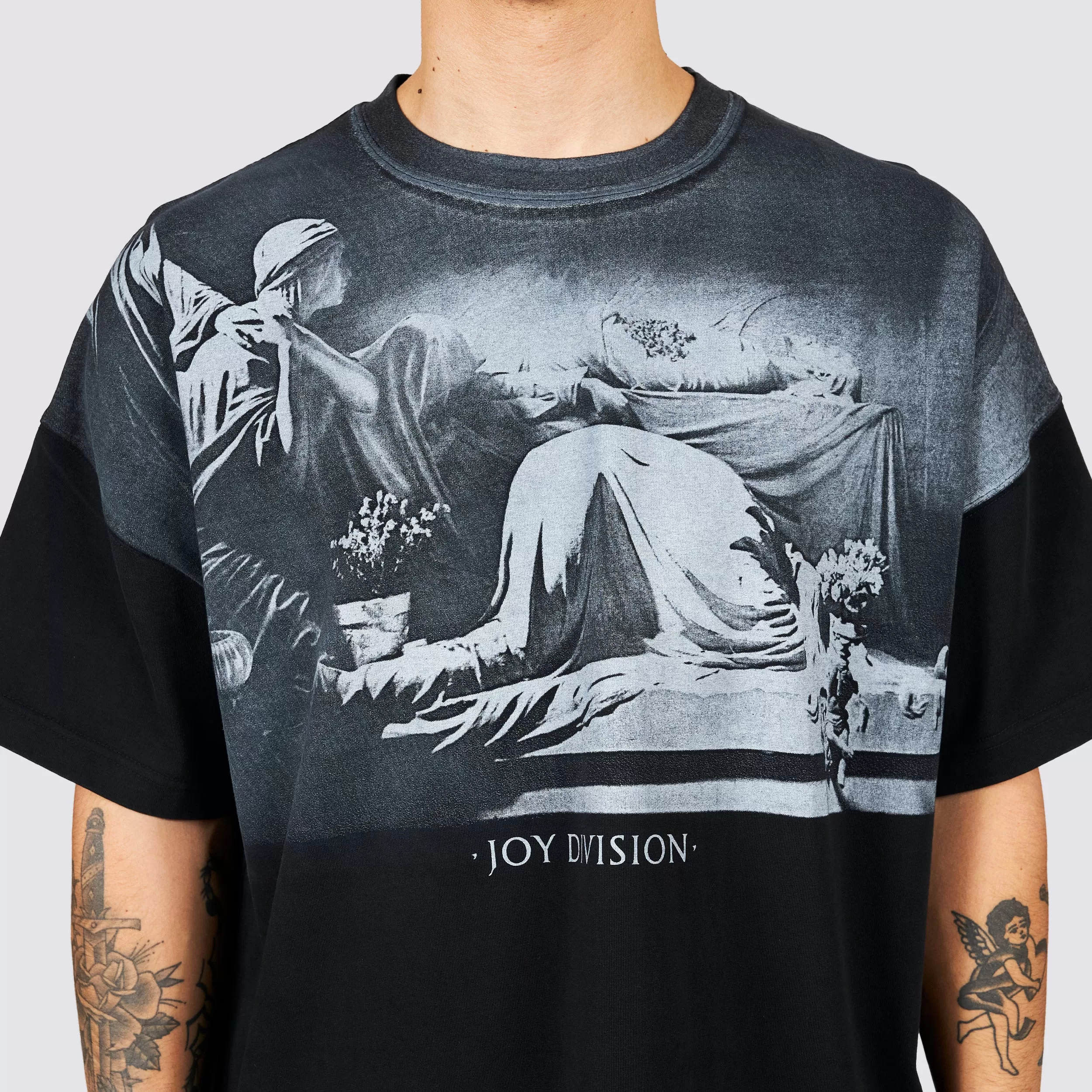 Atrocity Heavyweight Tee