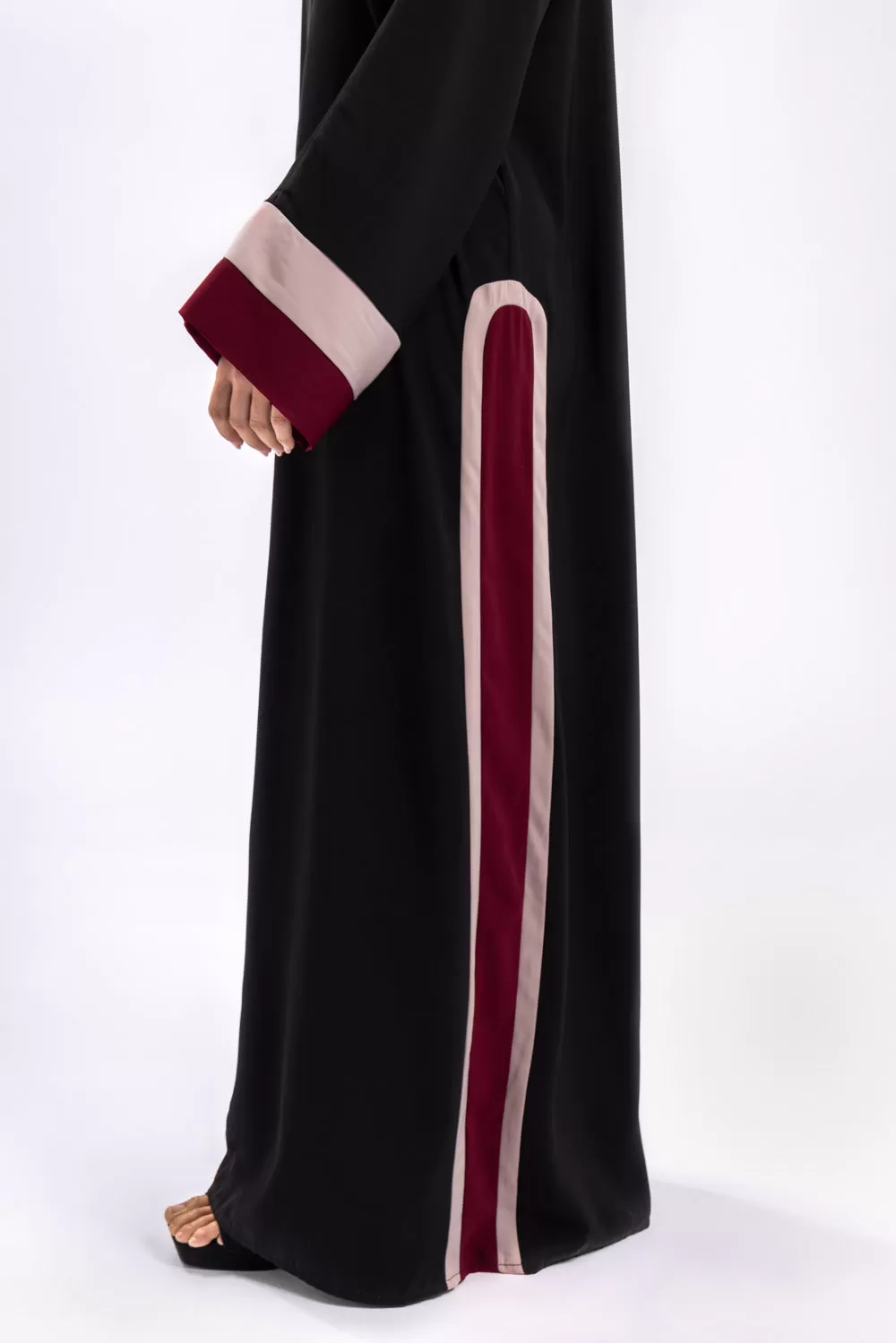 Black Red Open Abaya