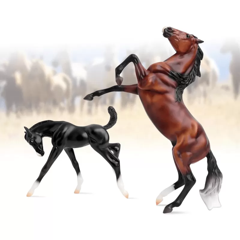 Breyer Toys Freedom Wild & Free Set