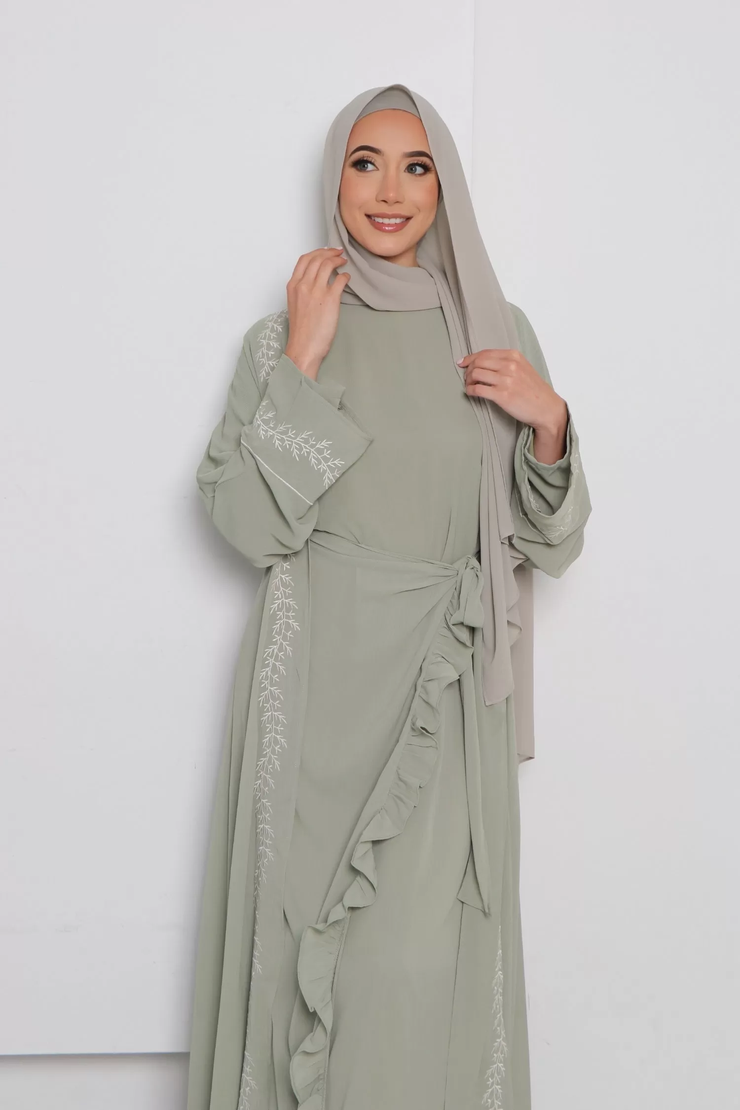 Dina Embroidery Abaya Set- Sage