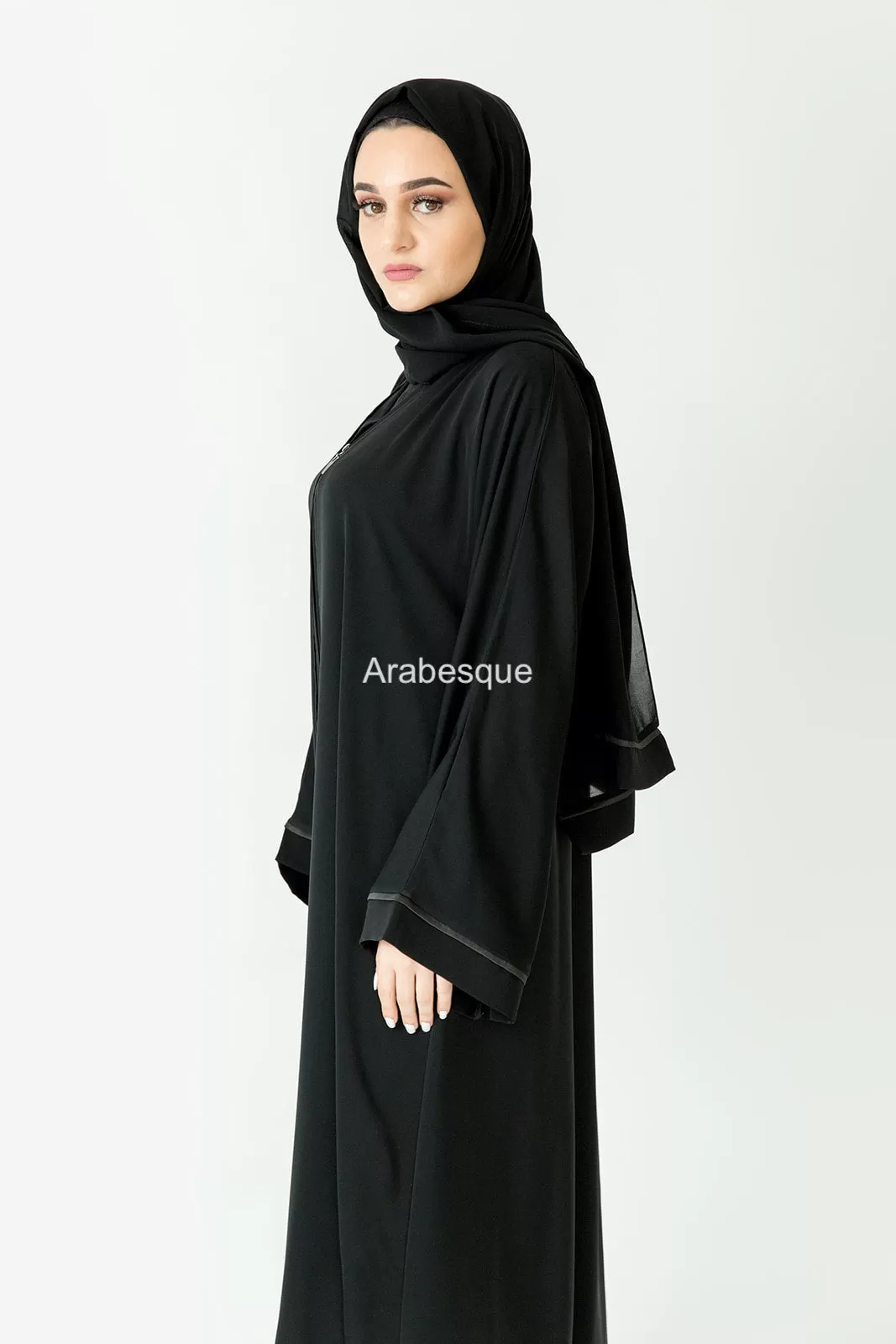 Grey Border Zip Abaya