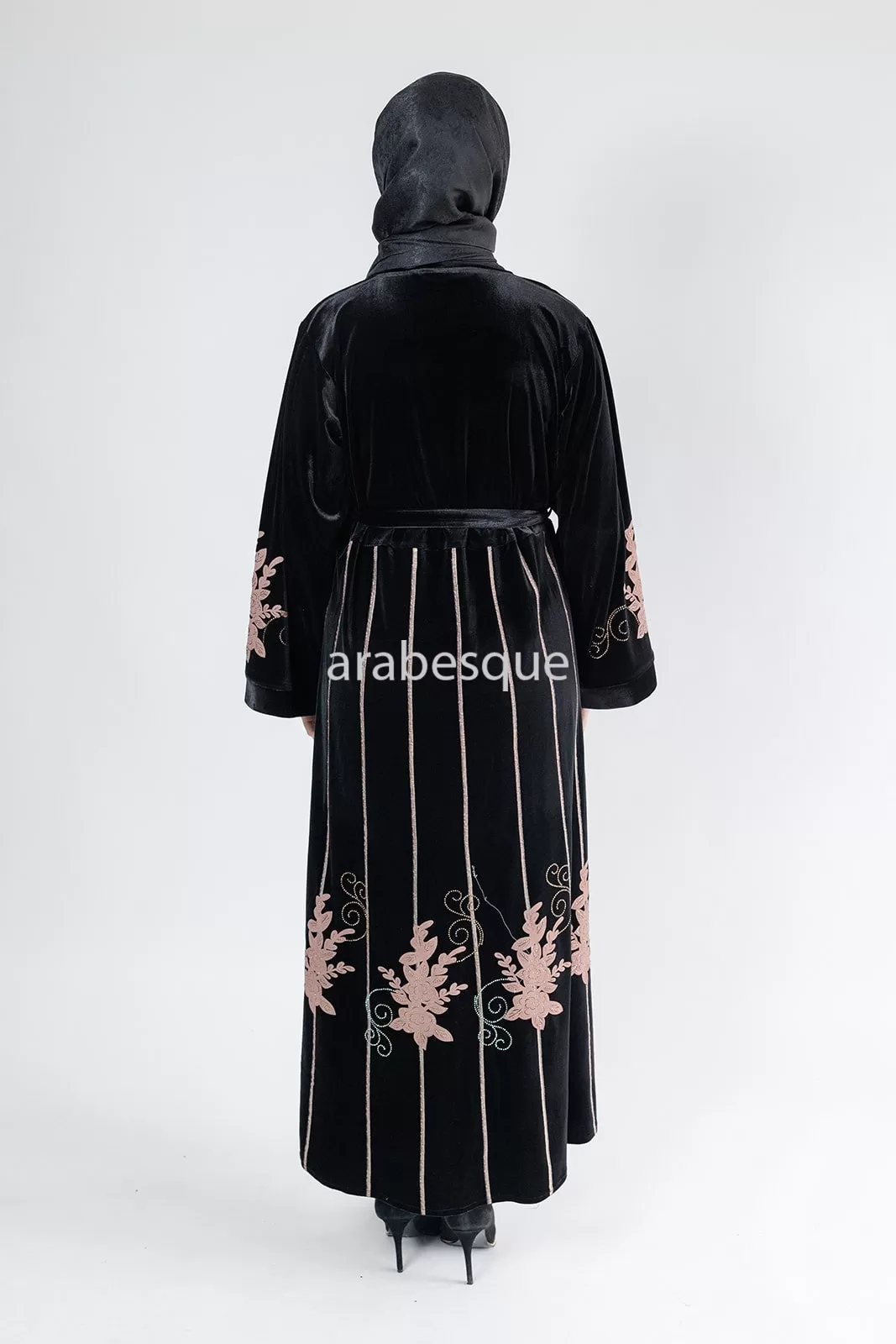 Hamsa Velvet Abaya