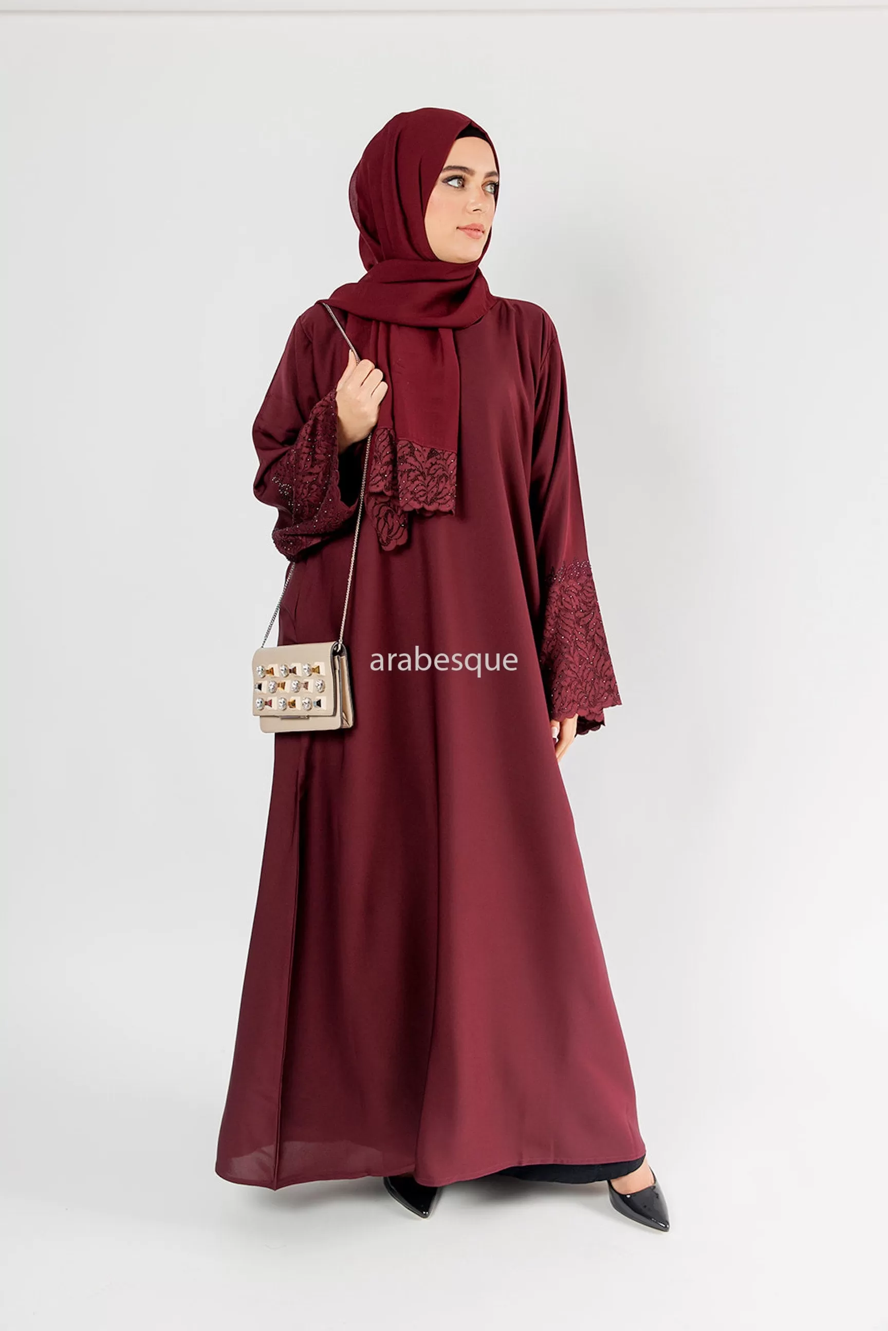 Hanifa Maroon Abaya