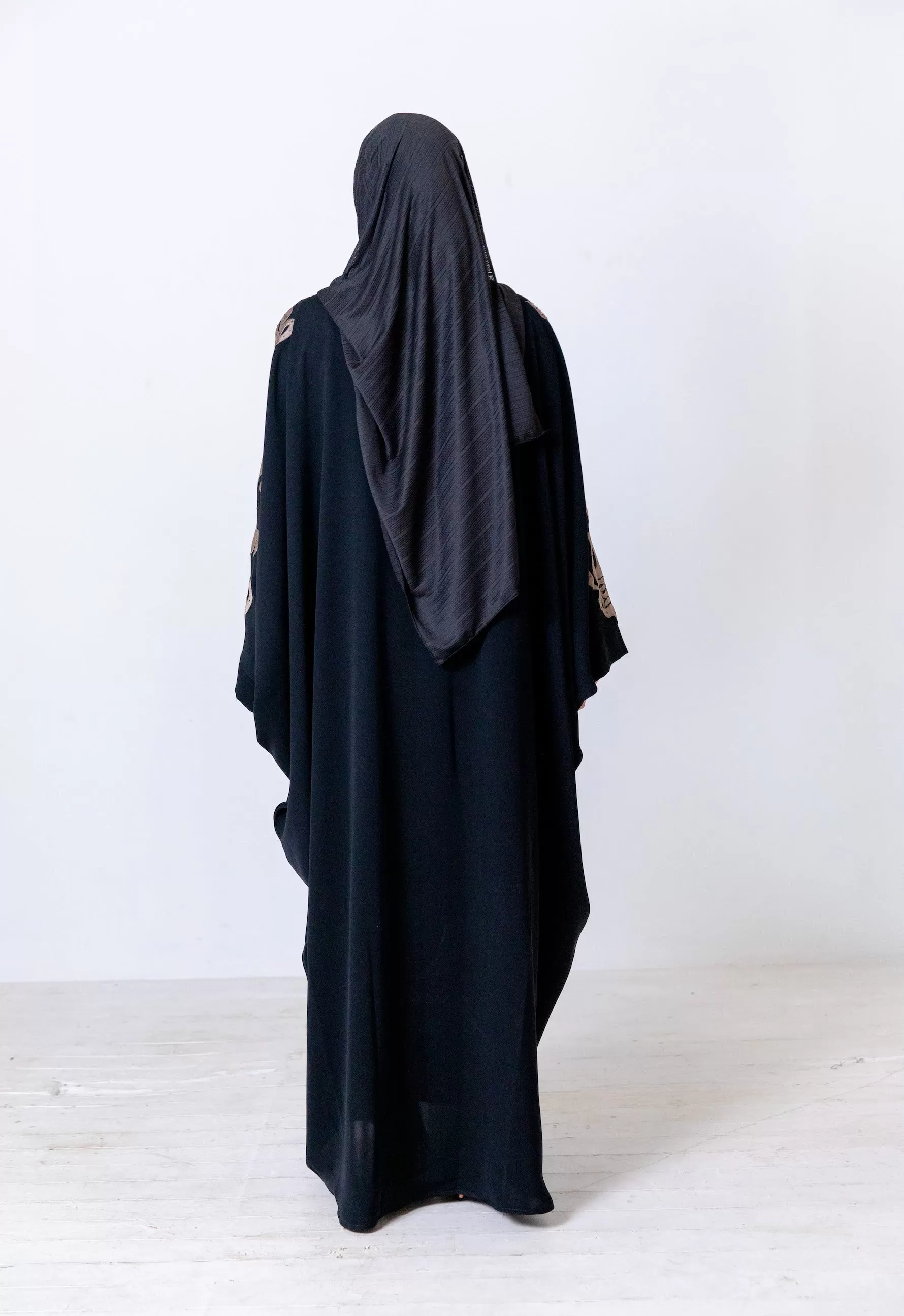 Khadija Abaya