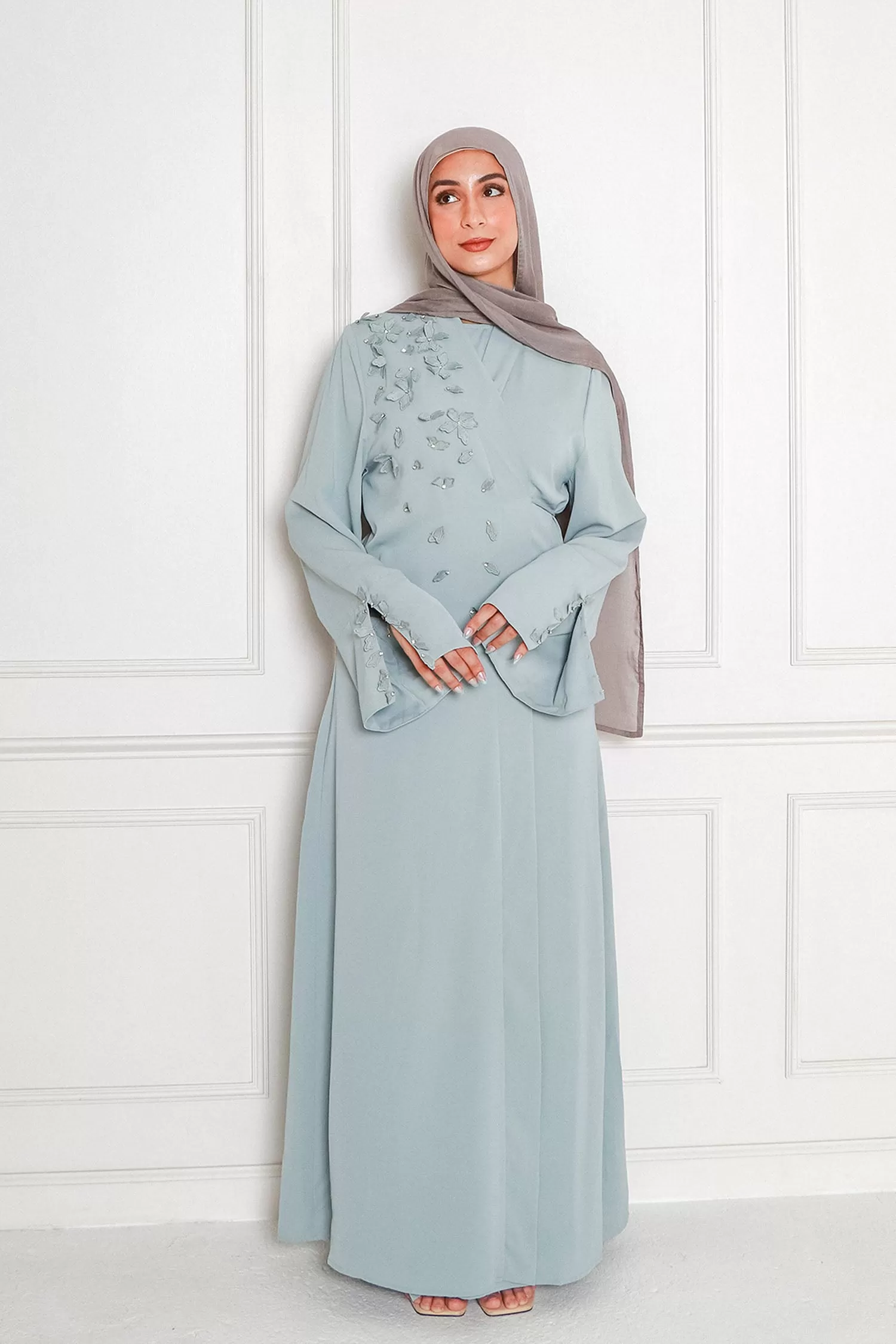 Lilian Embroidery Abaya Set- Mint Gray