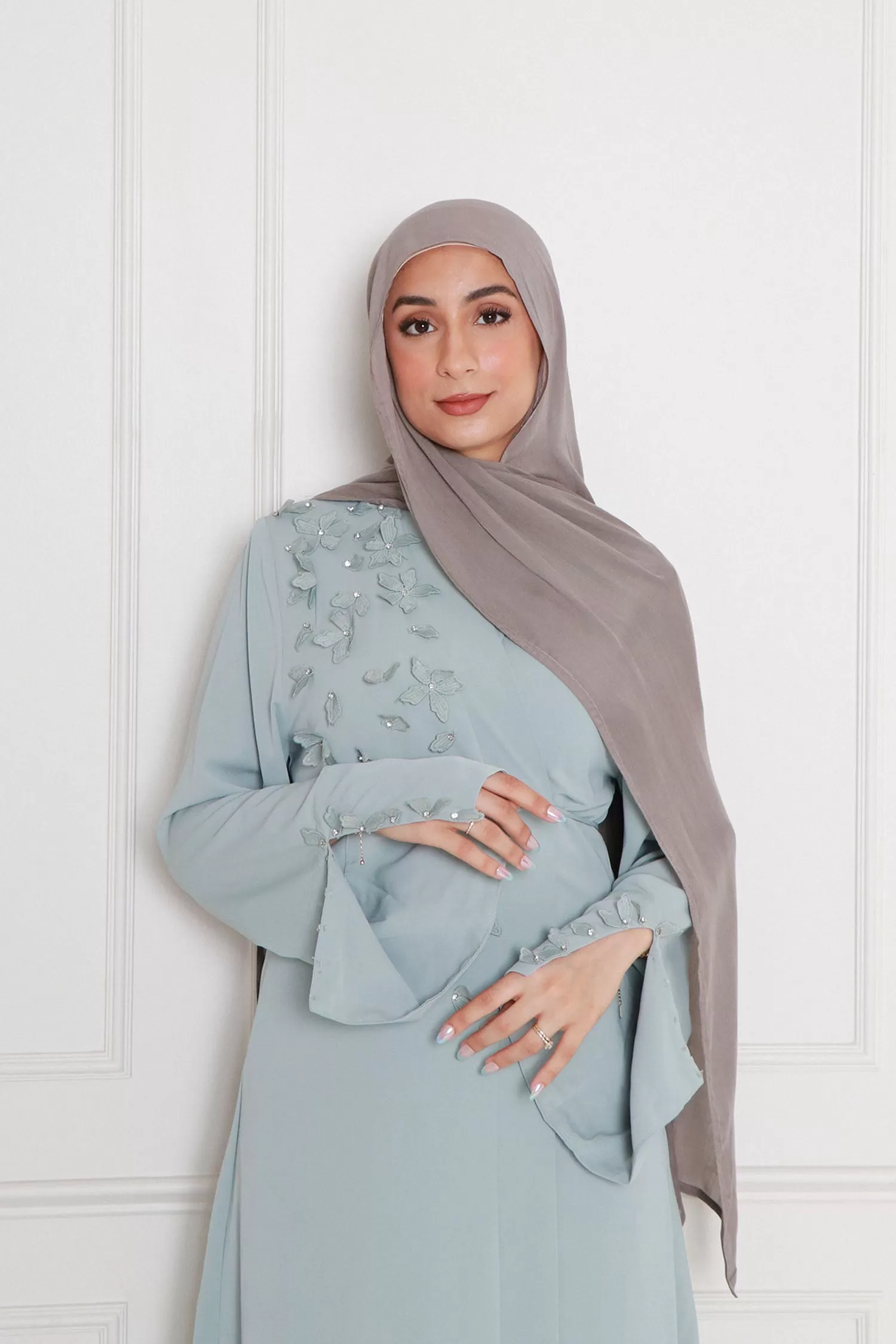 Lilian Embroidery Abaya Set- Mint Gray