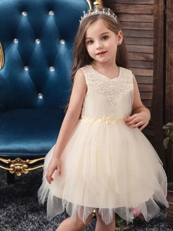 Lovely Princess Silhouette Flower Girl Dresses Jewel Neck Sleeveless Knee-Length Kids Social Party Dress