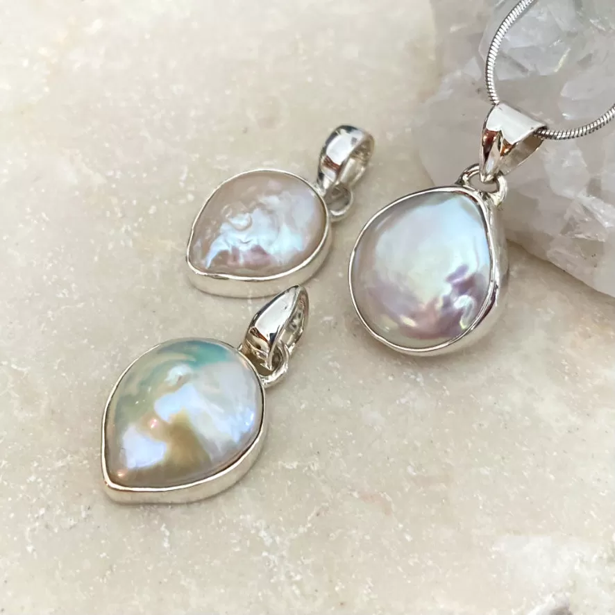 Pearl Teardrop Baroque Pendant - Grace