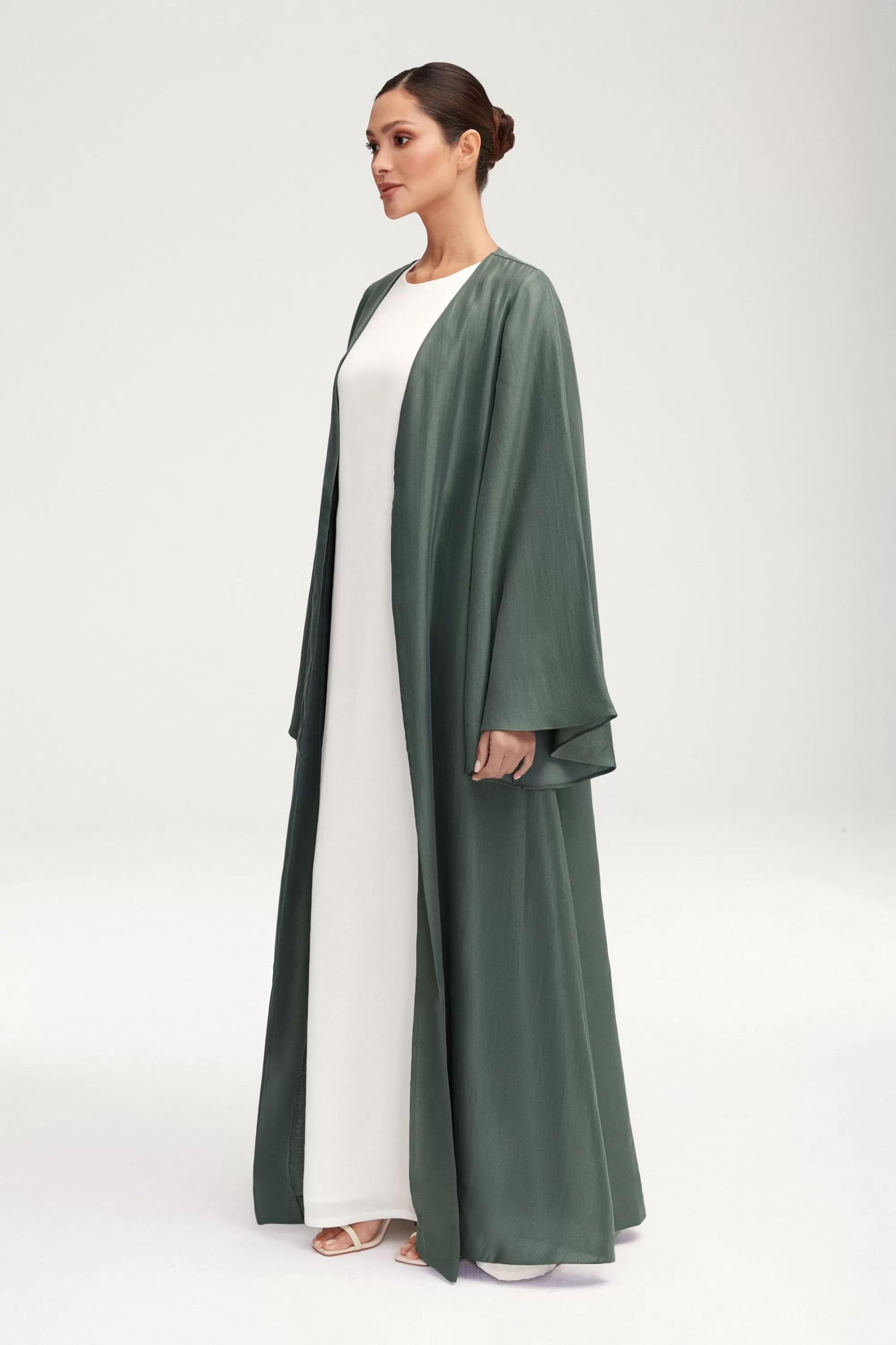 Seema Flare Sleeve Open Abaya - Dark Forest