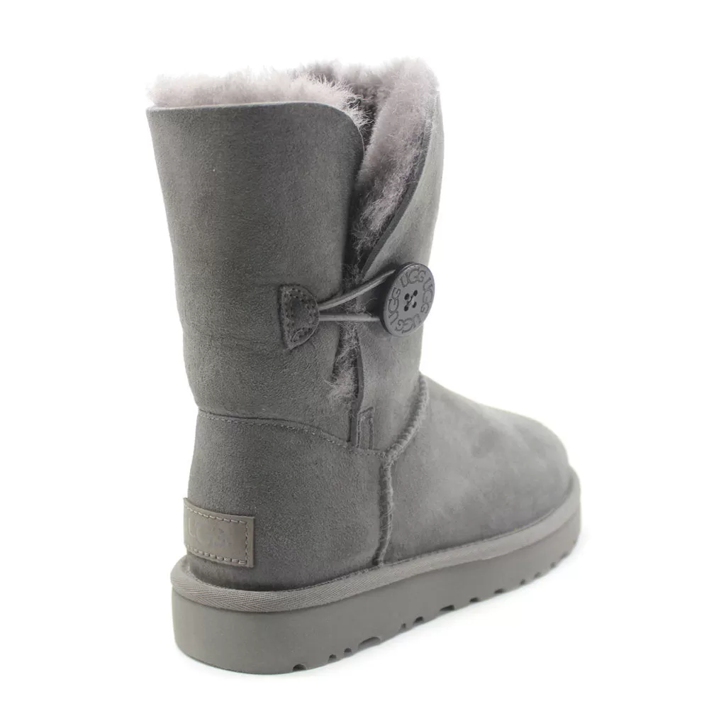 Short Bailey Button II Suede Sheepskin Women's Winter Boots