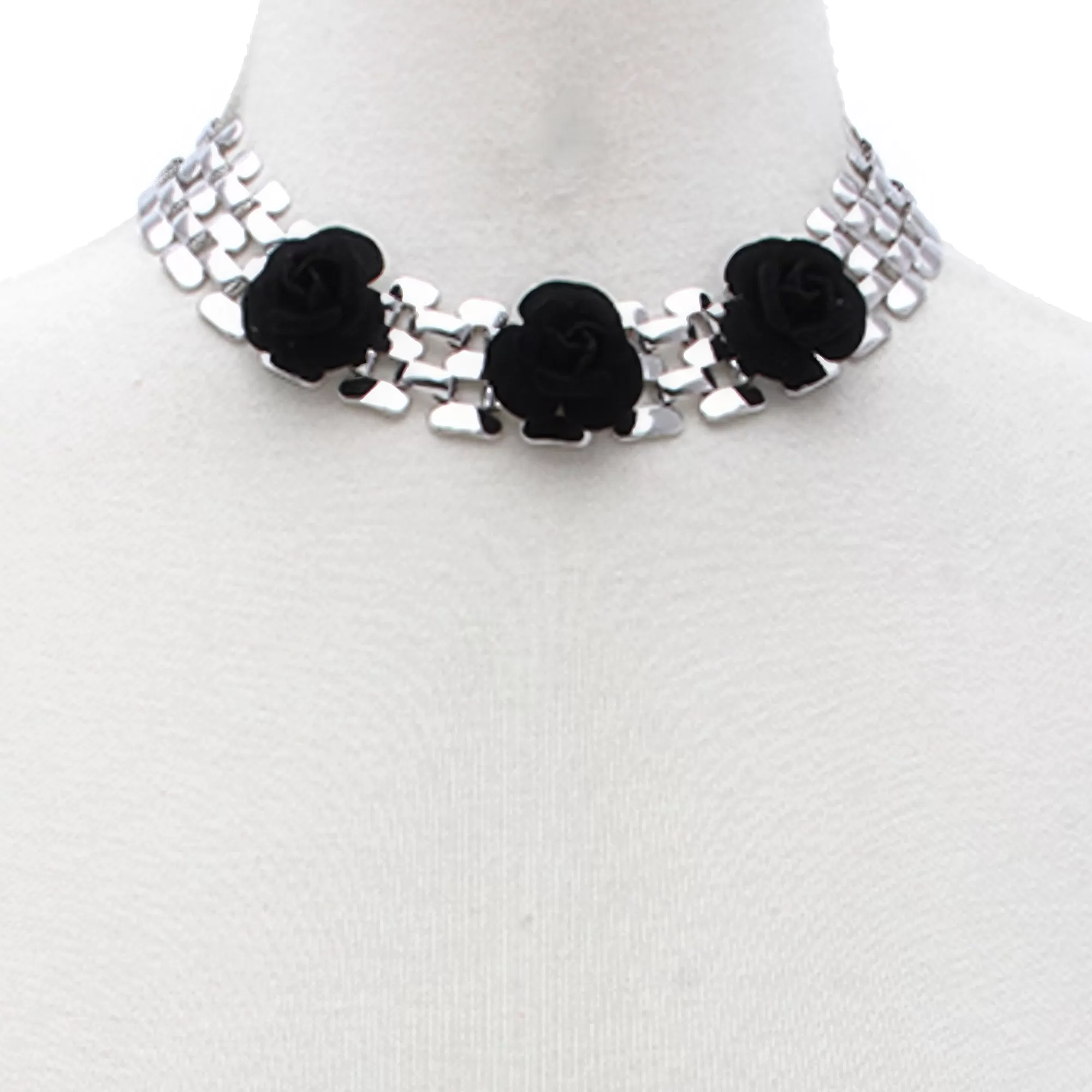 Sodajo Flower Metal Necklace