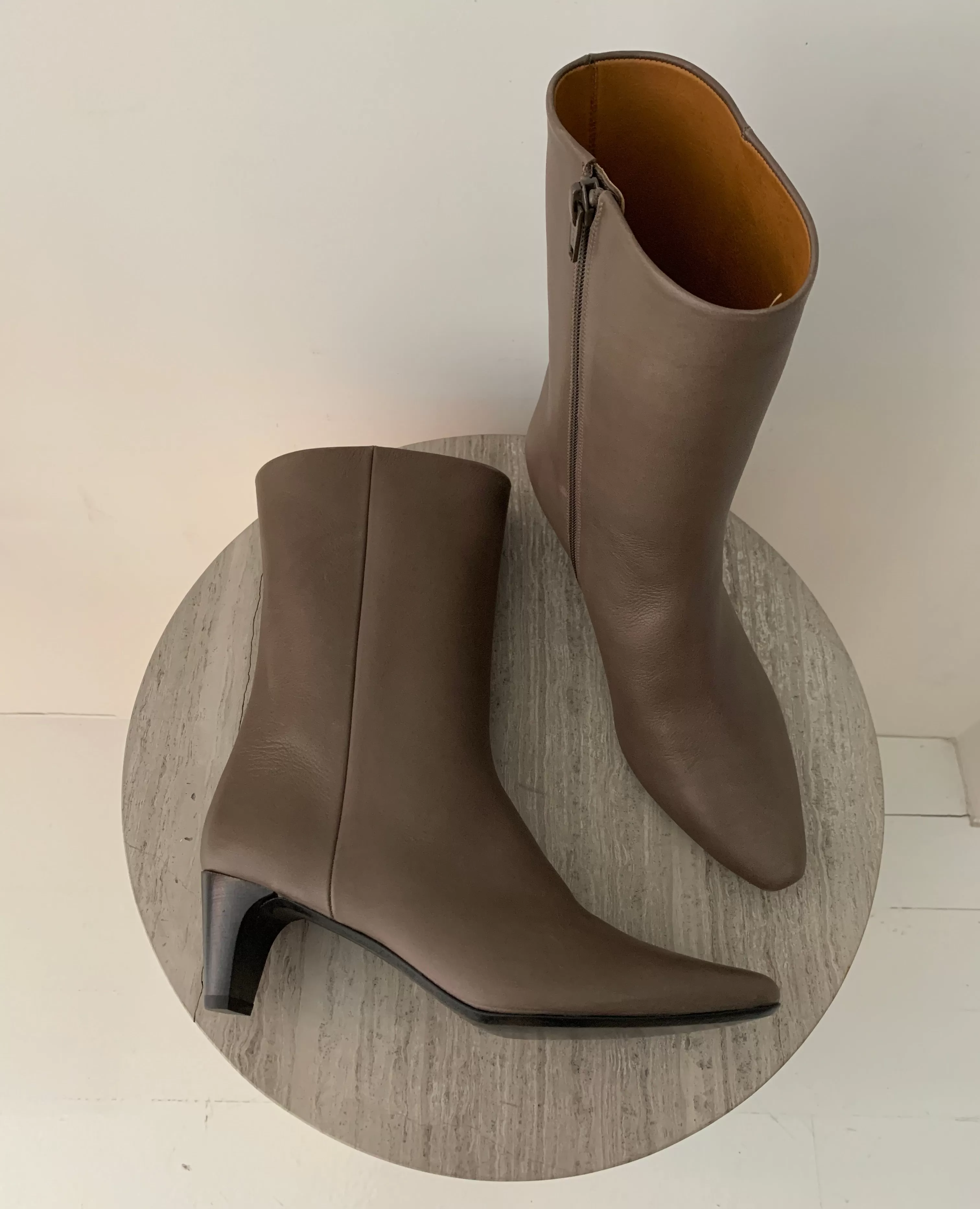 Warehouse Sale - Wakame Boots Taupe Leather